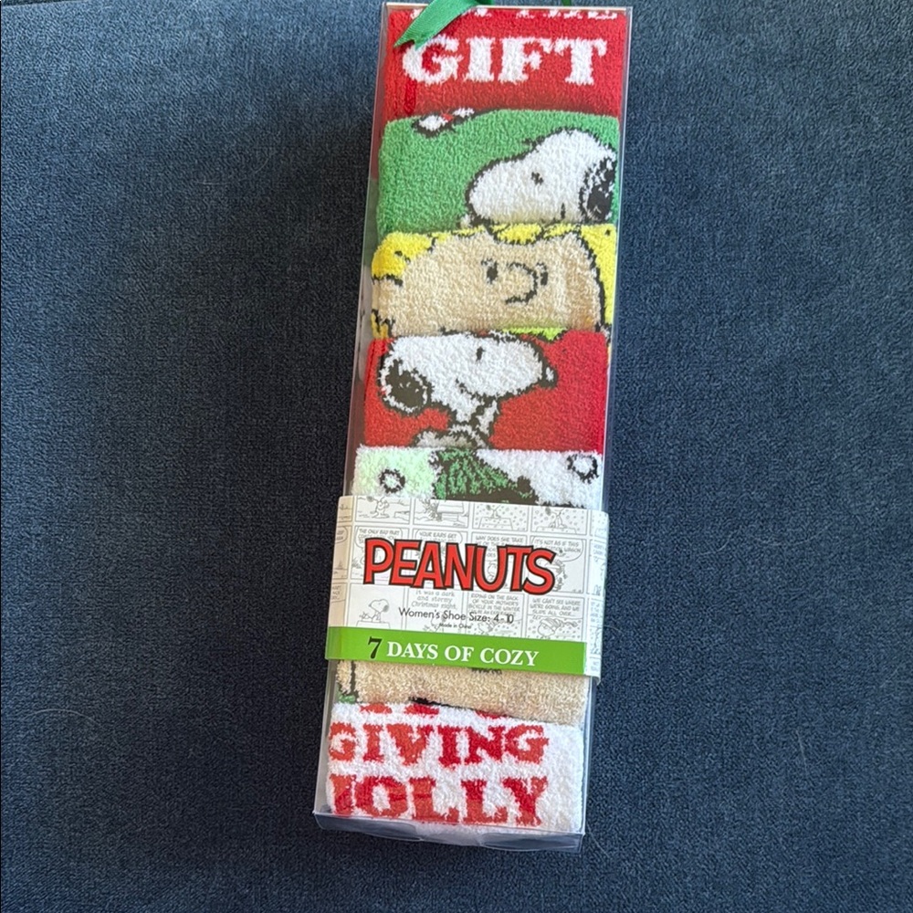 Peanuts Holiday Socks Set